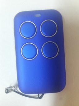 MANDO AUTOCOPIABLE MULTIFRECUENCIA 4 BOTONES AZUL ⠀⠀⠀⠀⠀⠀⠀⠀⠀⠀⠀⠀⠀⠀